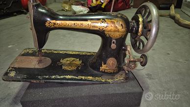 Macchina da cucire Singer
