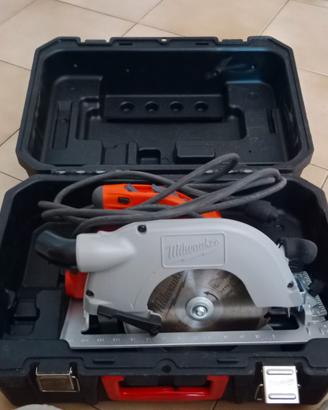 sega circolare professionale Milwaukee scs 65q