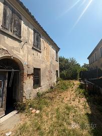 Metà rustico + terreno