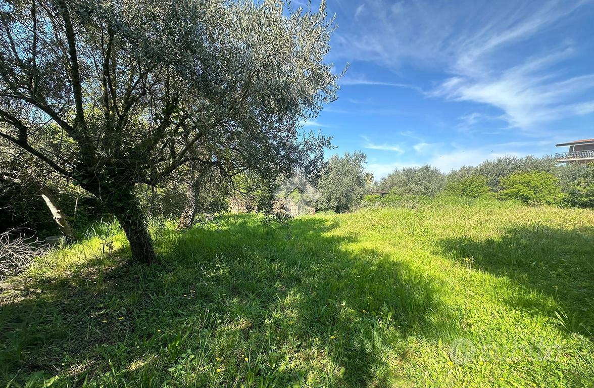 TER. RESIDENZIALE A ROMA - Vista 3