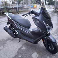 SCOOTER VOGE SFIDA SR1 125cc MOT.A LIQUIDO