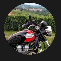 svariati accessori Triumph Bonneville T100