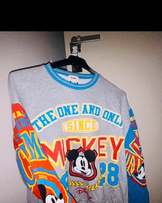 Felpa pull & bear x mickey mouse