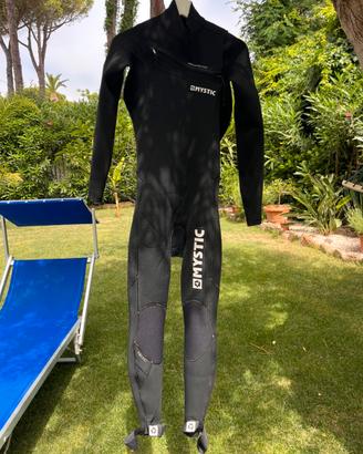 Muta kite mystic Majestic 4:3 Frontzip Taglia S 48