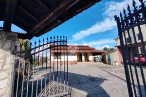VILLA SINGOLA A VALMONTONE