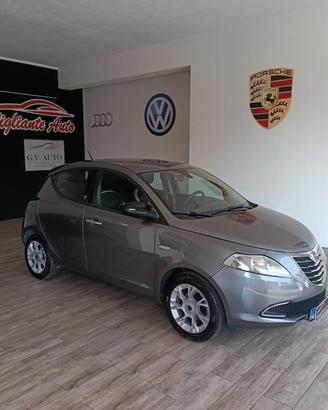Lancia Ypsilon 1.2 69 CV 5 porte GPL Ecochic Plati