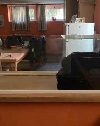 Acquario 80x30x30 con pompa e filtro riciclo -