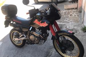 Honda Dominator Anno 1988