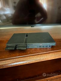PlayStation 2 con giochi