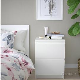 Comodino MALM Ikea
