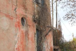 Vendita casa da ristrutturare completamente