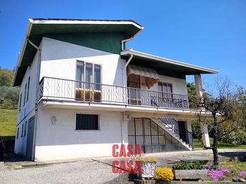 Casa singola con gradevole scoperto a Lozzo atesti