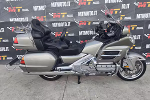 HONDA GL 1800 Gold Wing