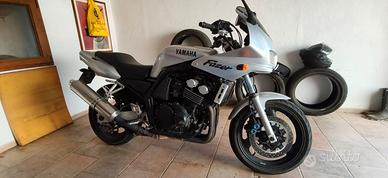 Yamaha Fazer 600