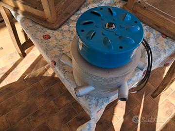 Generatore idroelettrico 