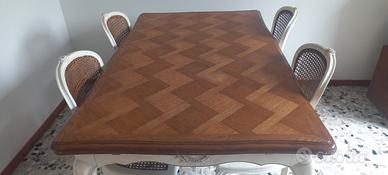 tavolo provenzale  e 4 sedie