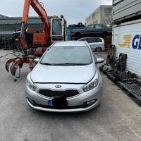 Ricambi Kia Ceed del 2013 - Veicolo per ricambi