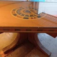 Tavolo molto particolare 