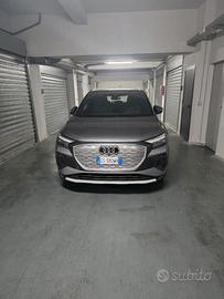 Audi Q4 Business Advanced 40 e-tron S-Line  150 KW