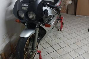 Yamaha FZR 1000 - 1989