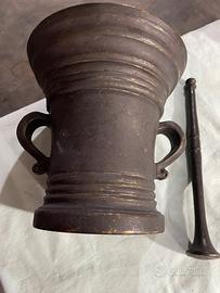 Mortaio di bronzo