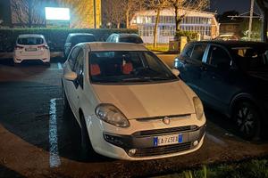 AUTO A METANO - FIAT Punto usata 180000 km