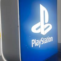 Insegna luminosa al neon bifacciale Play Station
