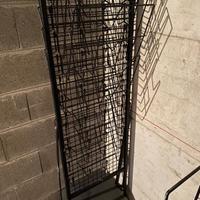 Espositori edicola o negozio libri giornali