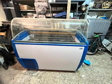 Vetrina gelati da esterno