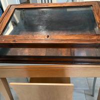 Scatola antica in legno e vetro