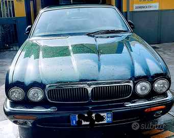 Vendo Jaguar xj8 3,2 esecutive (x308)