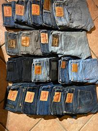 Levis stock prima scelta 8€ al kg