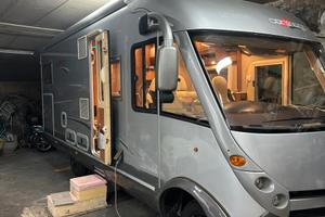 Camper carthago chic line patente C