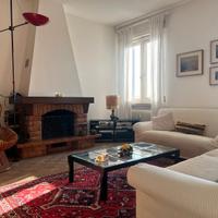 Spazioso tricamere con garage e cantina