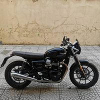 Triumph street twin 900