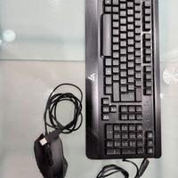 Tastiera per Pc e consolle con mouse