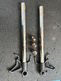 Piedini forcella e tappi yamaha r1 e r6