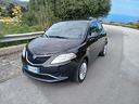 lancia-ypsilon-1-2-gold-5-posti