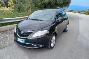 Lancia Ypsilon 1.2 Gold 5 Posti