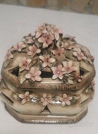 Scatola ceramica Capodimonte
