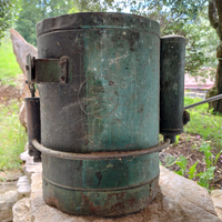 Vecchia Pompa per verde/rame