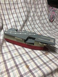 Micromachine portaerei