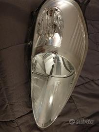 Faro anteriore fiat punto evo e grande punto