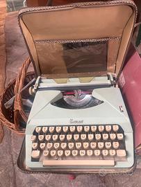 Macchina da scrivere Everest k3