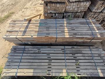 pali in c.a.v. per vigneto a Tendone