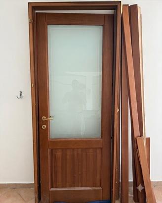 Porta con vetro