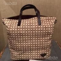 Prada borsa