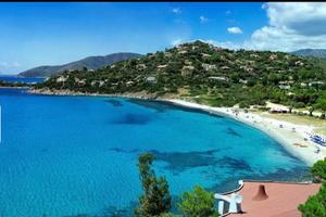 A 300mt dalla spiaggia di Torre delle Stelle
