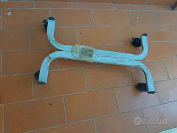 supporto portavasi con rotelle lungo