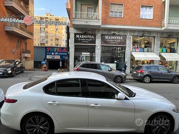 ALFA ROMEO Giulia (2016) - 2017